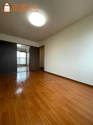 【洋室】 | カーサ陽だまり