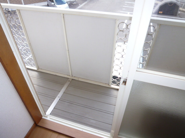 ベルハイツ岡野のバルコニー