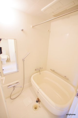 Willdo南森町　仲介手数料無料の浴室