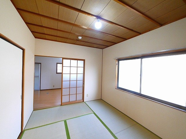 ニュー芝ハイツの和室