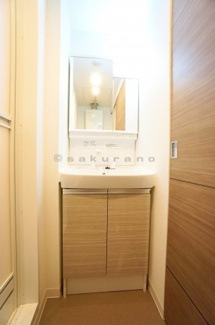 【洗面所】 | アルファ山の手南