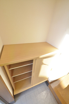 【玄関】 | メゾネット・マリーン