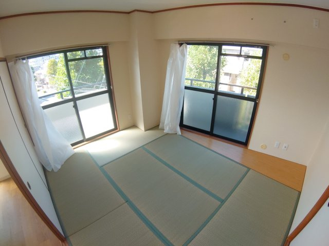 【寝室】 | サンライズ（上池田）