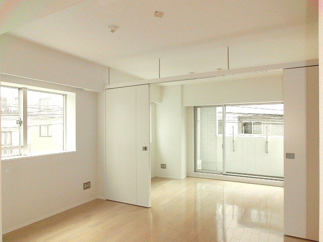 RESIDIA新御徒町の設備|レジディア新御徒町のリビングです