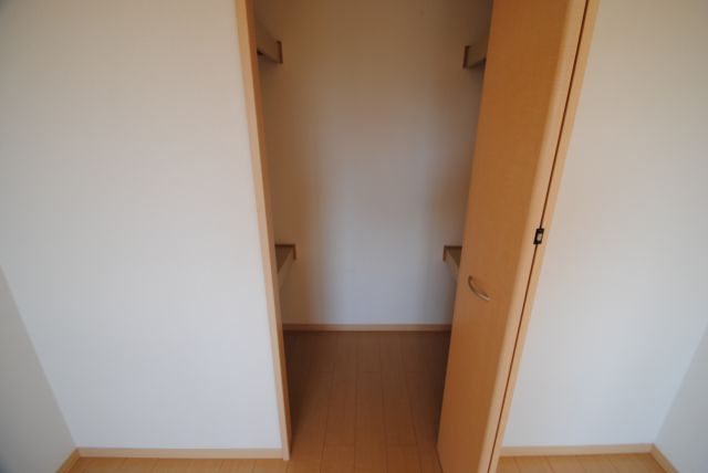 ドミールパークⅡの収納|別室（イメージ画像）