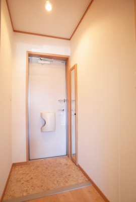 【玄関】 | カーサヴィオーラ | 玄関