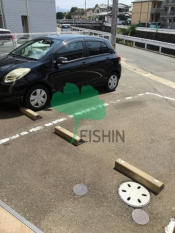 TYシャトレー2の駐車場