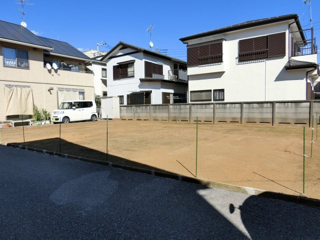 八千代市大和田新田　売地　建築条件なし　約４８坪の整形地の外観