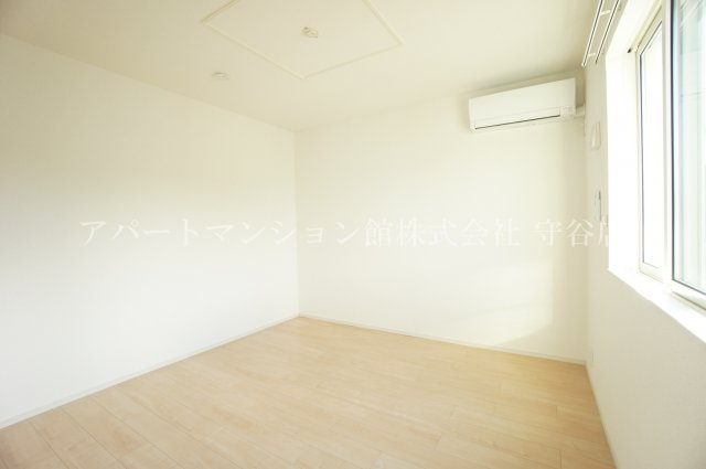 シャン　デ　オールの洋室