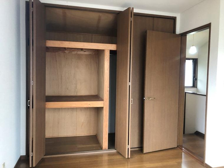 和泉が丘戸建の収納