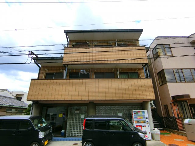 ビレッジ西野の外観