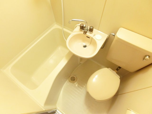 ビレッジ西野の浴室|同物件別部屋イメージ写真