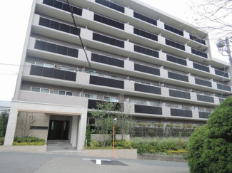 【外観】 | 東急田園都市線「鷺沼」駅徒歩13分・「宮前平」駅徒歩14分と2駅利用可能な好立地。