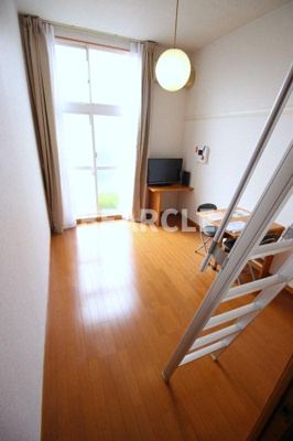 【居間・リビング】 | レオパレス本堅田Ⅰ番館