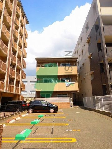 シャーメゾン東比恵の外観