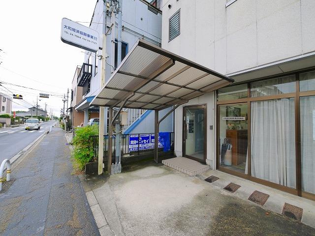 幸福マンションのその他共用部分|明るい共有スペース。