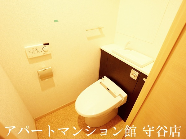 ニコルのトイレ