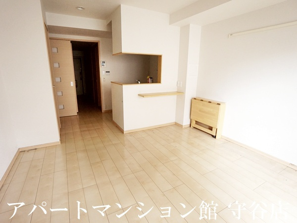 ニコルの寝室