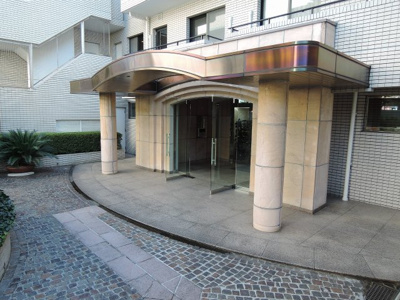 【エントランス】 | モア・アペックス本牧 | JR京浜東北線・根岸線「石川町」駅バス16分「三之谷」停歩2分