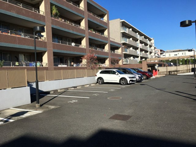 【駐車場】 | 藤和シティホームズ青葉松風台弐番館 | 平置き駐車場