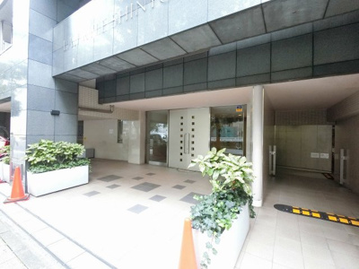 【エントランス】 | LA.PRYLE新横浜