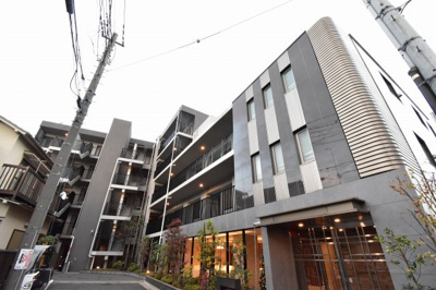 【外観】 | レーベン多摩川SOLA TERRACE | 最上階・東南角部屋！全居室に充実の収納が有り、お部屋を広く使う事が出来ます♪