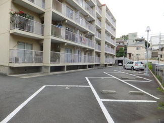 【駐車場】 | いつでも目の届く敷地内に駐車場があります♪お車をお持ちのファミリーさんにもオススメです☆