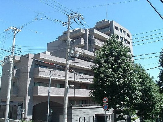 パークハイム神戸熊内町の外観