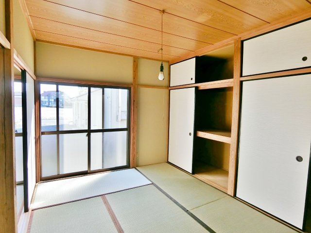 コーポ富田の和室