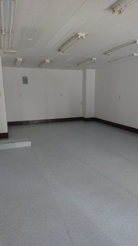 堀内ビルの内装