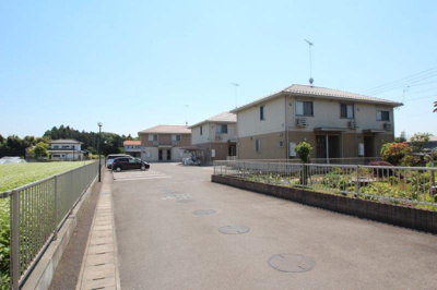 【駐車場】 | ロイヤルプラザA