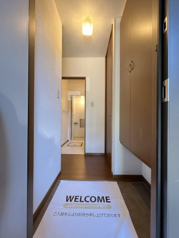 セジュールあいりすAの玄関|シューズボックス・玄関収納　