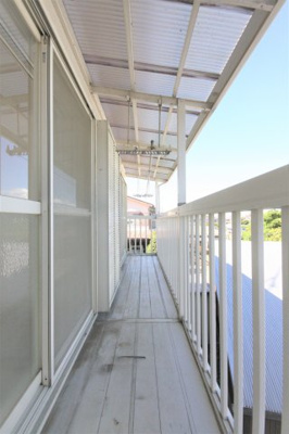 【バルコニー】 | リヴェール | リヴェール　　　１フロア１部屋ですので、ひろびろしたバルコニーです♪お子様がいてお洗濯物が多いご家庭にもおススメです!(^^)!