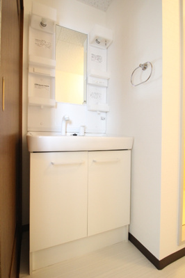 【独立洗面台】 | グランメゾン福成