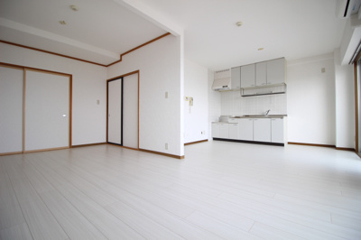 【居間・リビング】 | グランメゾン福成