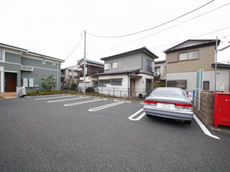 【駐車場】