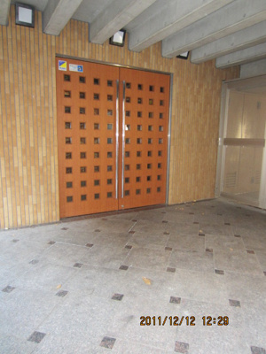 【エントランス】 | グランステューディオ市ヶ谷薬王寺Ⅰ | グランステューディオ市ヶ谷薬王寺壱番館のエントランス