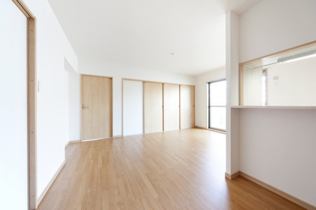 MTスクエアの居間・リビング