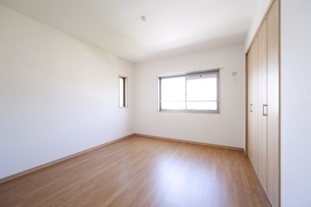 MTスクエアの洋室