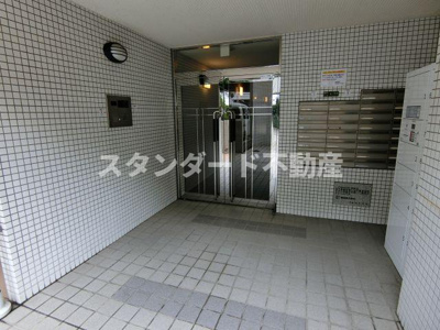 【エントランス】 | ドゥムレ西天満