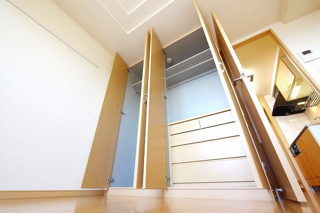 グリーンフィール大宮の収納|便利な収納スペースです