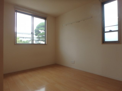 【寝室】 | マミール伊伝居