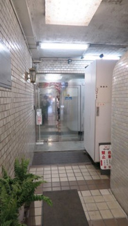 【エントランス】 | 中島ビル