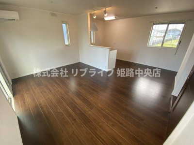 【居間・リビング】 | 阿保乙戸建