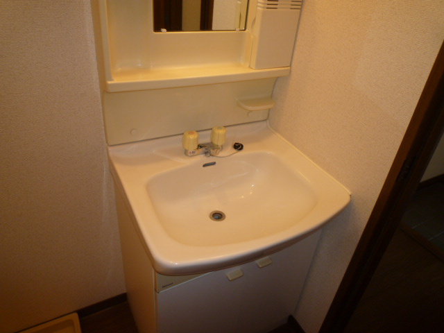 エスポワール都ⅡBの独立洗面台|洗面化粧台