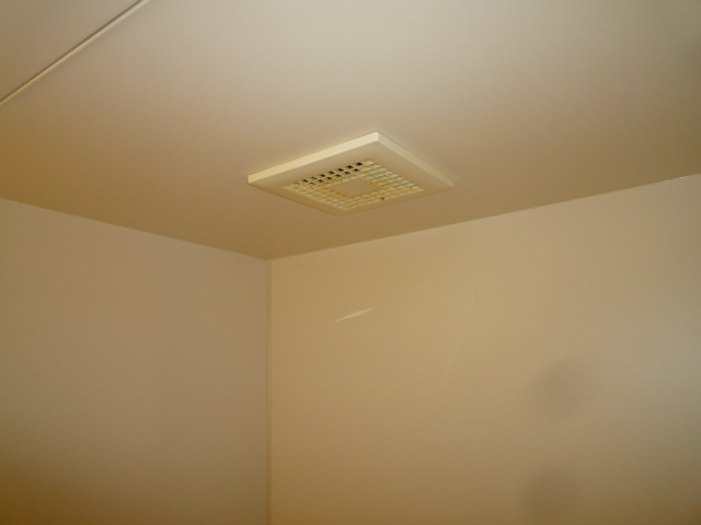 エスポワール都ⅡBの浴室|浴室換気扇