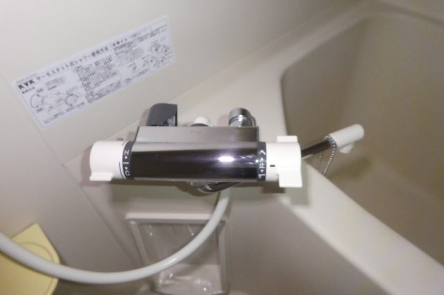 エスポワール都ⅡBの浴室|サーモスタッド付き水栓