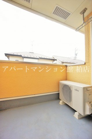 フェアリー・ローズⅢのバルコニー