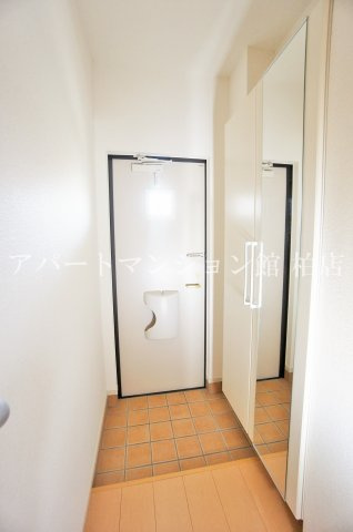 フェアリー・ローズⅢの玄関