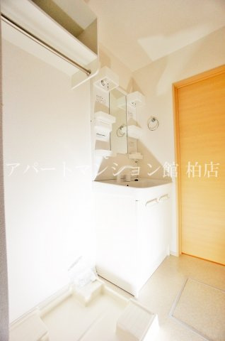 フェアリー・ローズⅢの独立洗面台